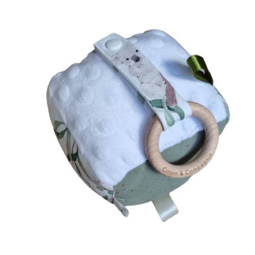 Cube d'éveil avec hochet et motif koala